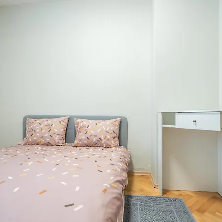 Apartment The Right Choice 10 *
