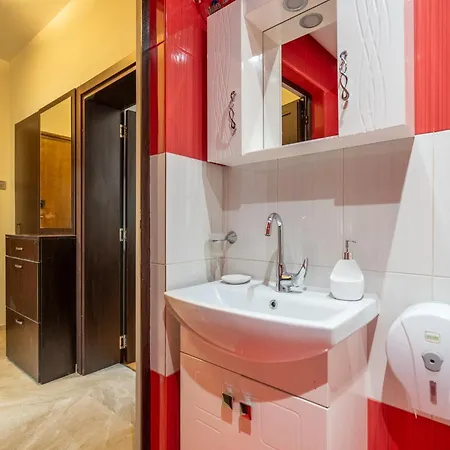 The Right Choice 10 Apartment *
